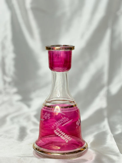 Vintage Glaskaraffe in Pink mit Golddekor