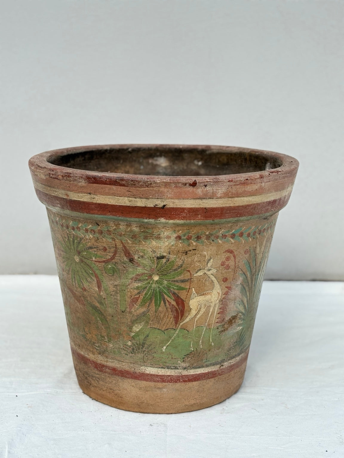 Großer handbemalter Vintage Terrakotta Pflanzkübel, Vorderansicht